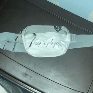 NWOT Keep It Player Crossbody/ Fanny pack (soccer or sports)